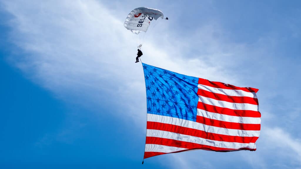 Skydivers To Entertain At Albuquerque International Balloon Fiesta